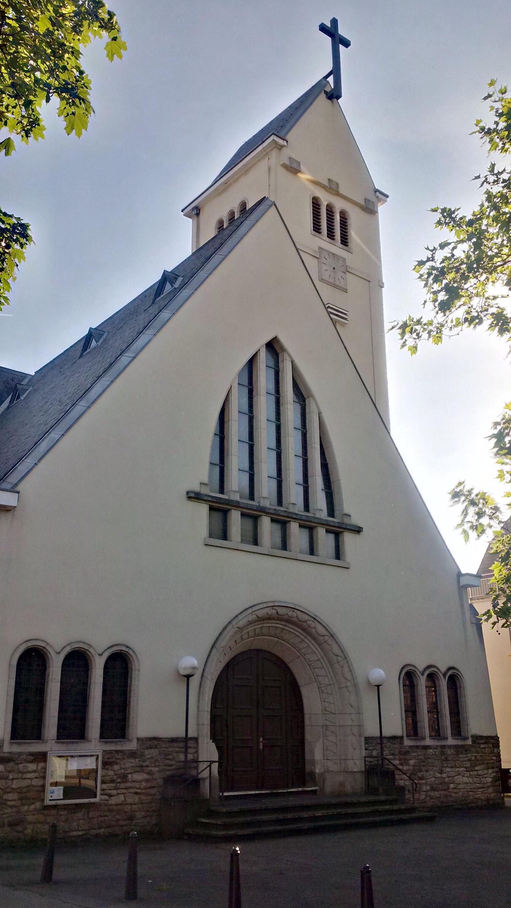 Eglise Sainte-Therese de Lisieux
